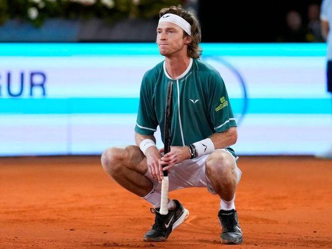 也能留下深 也能留下深